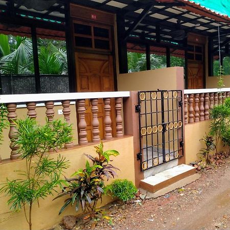 Shawn'S The Morjim Enclave Hotel Exterior photo